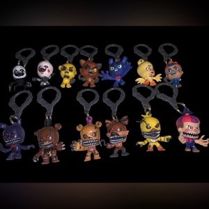 Vintage 2016 Five Nights At Freddy’s 13 Vinyl Figure Hanger bag Clip’s Bundle